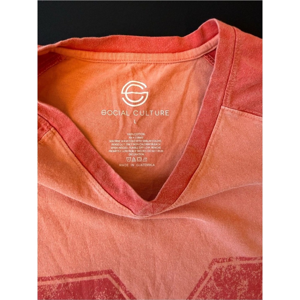 NWOT Graphic Oversized Tee 89 - Picture 3 of 3